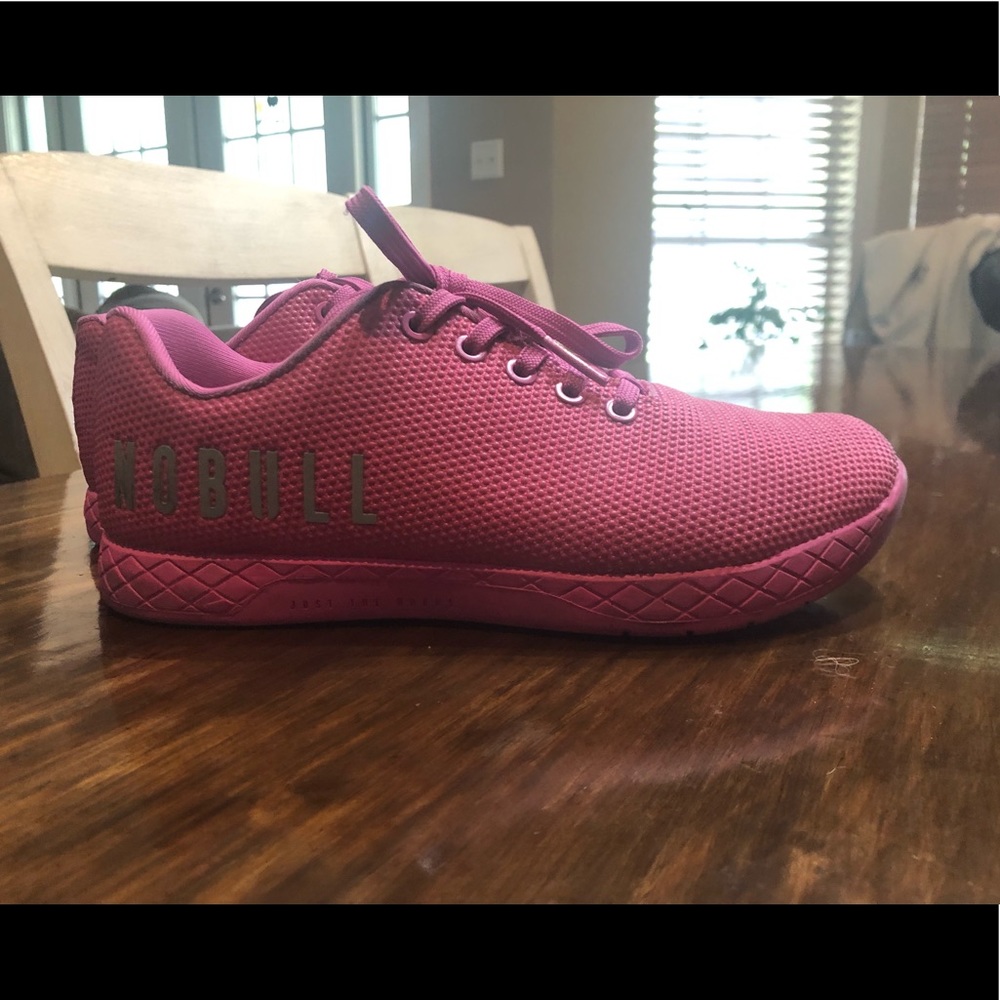 Bright Pink Nobulls
